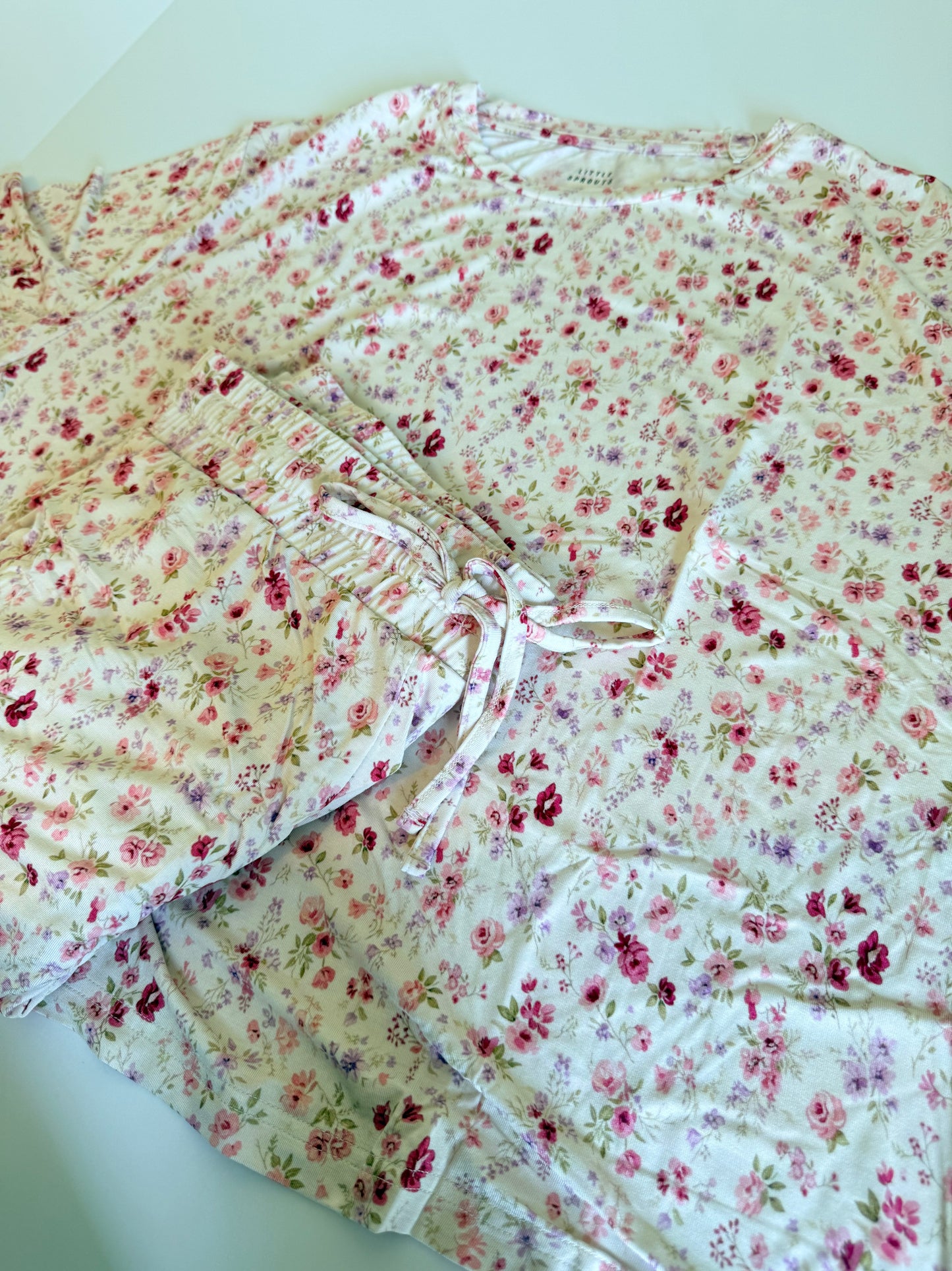 Ivory Garden - Women's Lounge Set