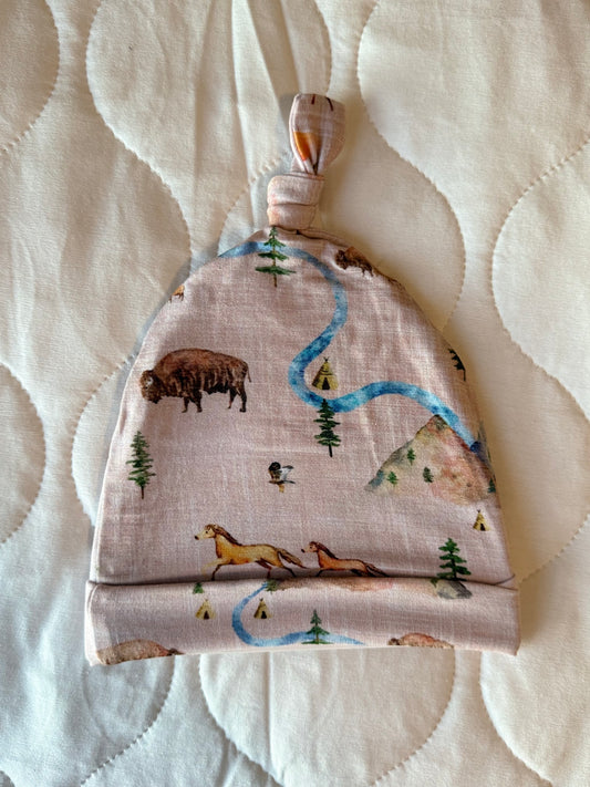 Prairie Run - Knotted Hat